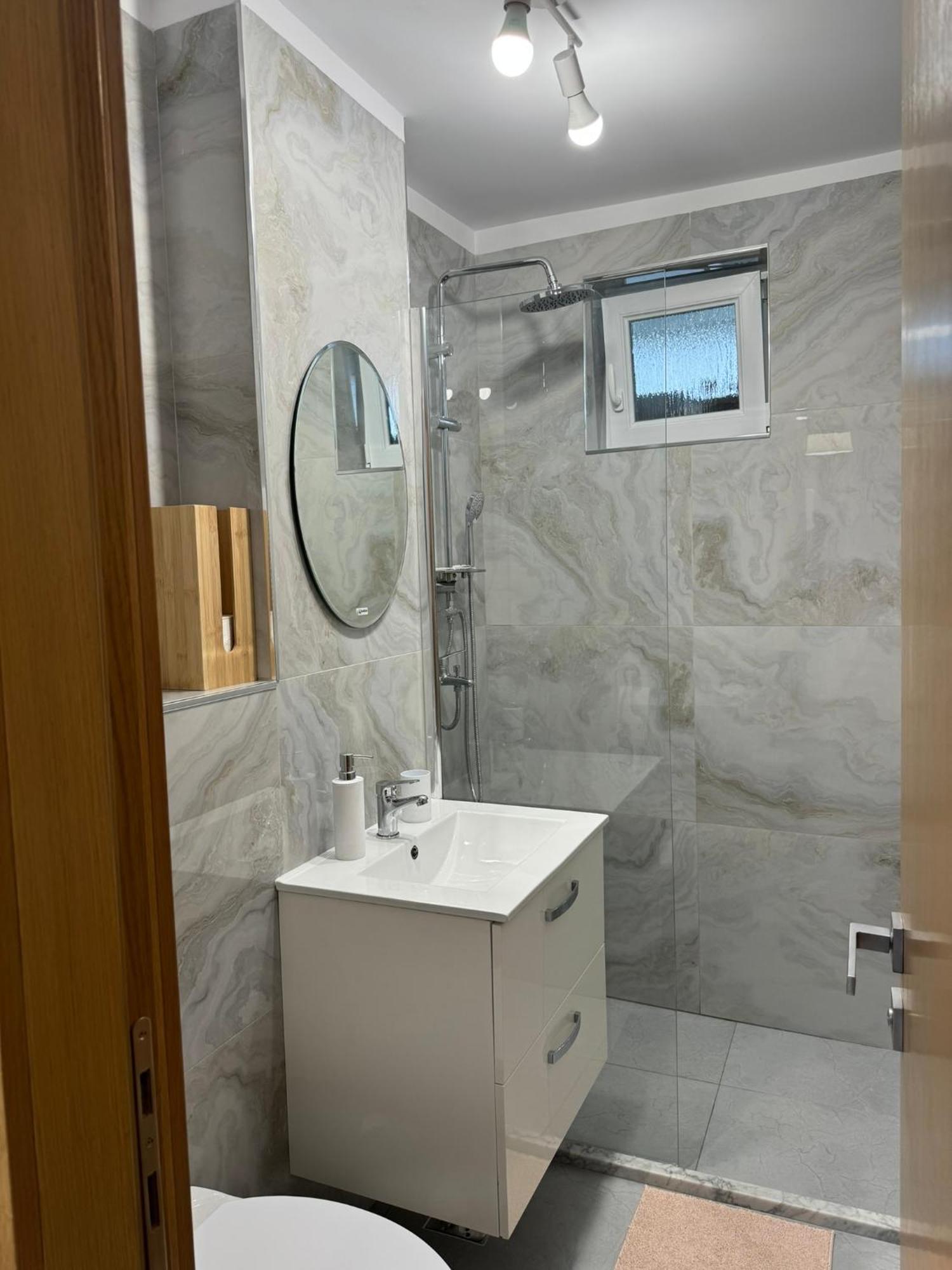 Apartament Central Râmnicu Vâlcea 外观 照片